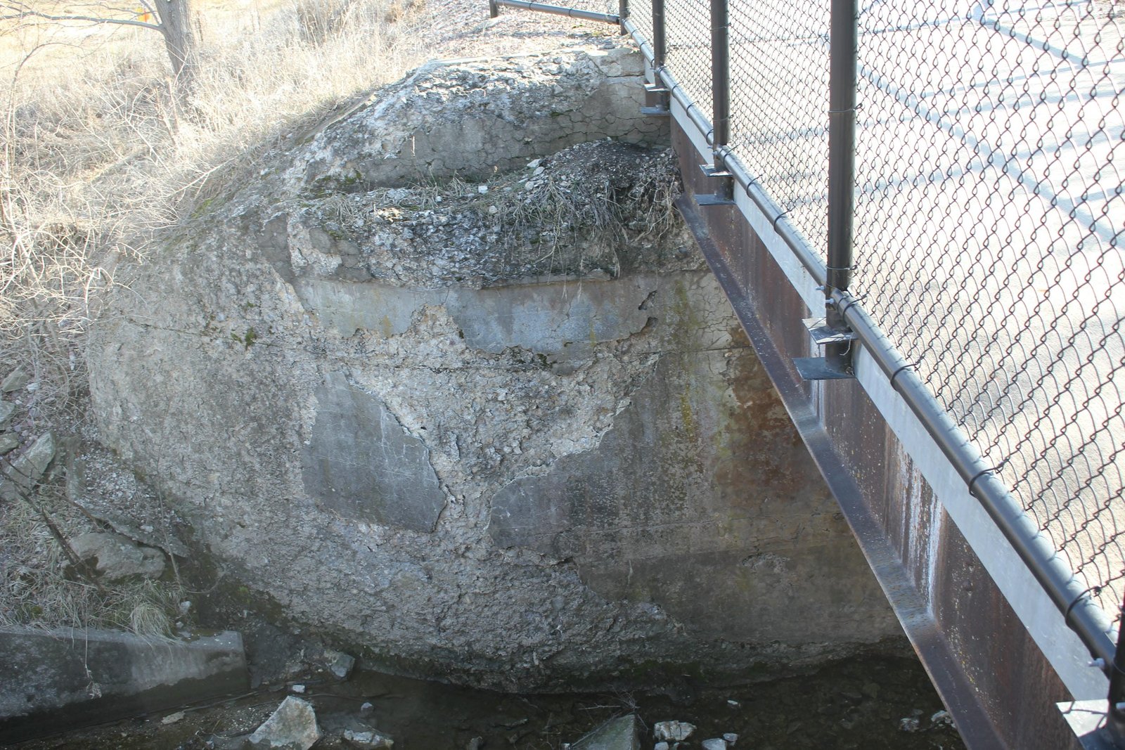 South abutment